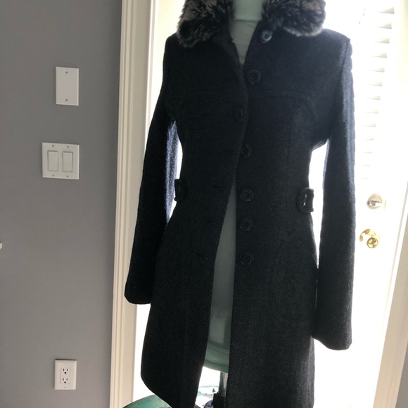 EUC charcoal grey wool jacket, lined with interchangeable & detachable collar - Picture 7 of 9